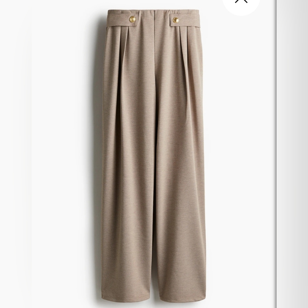 NWT Button-Detail Trousers - L